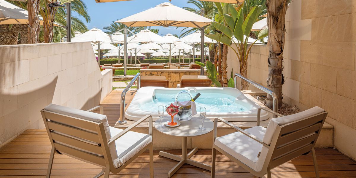 Family Beach Studio, Cyprus Luxury Hotels 